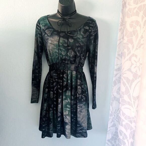 Alice Moon Blue & Green Silver shimmer Smocked Waist Dress Size Medium - Picture 2 of 12